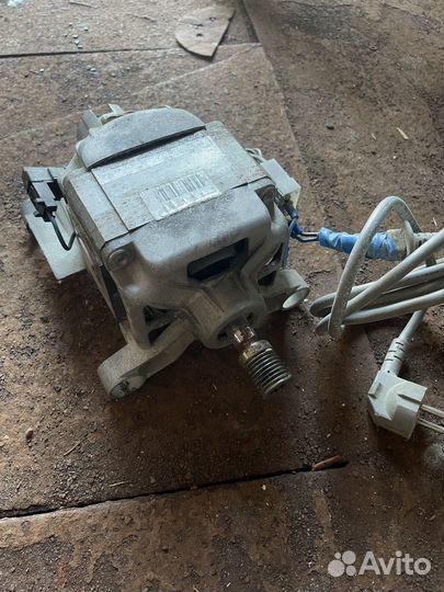 Мотор от стиральной машины