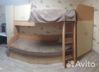 Двухъярусная кровать