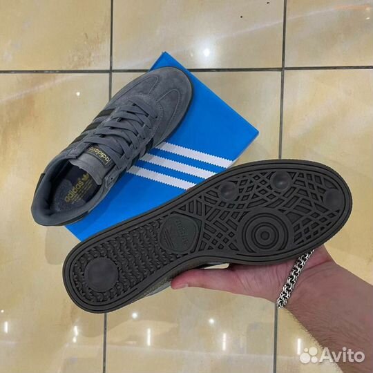 Кроссовки adidas spezial grey