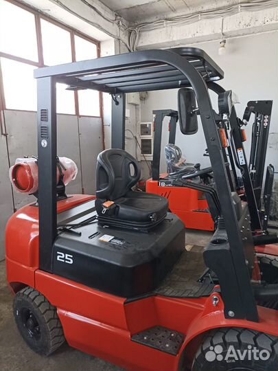 Вилочный погрузчик EP Equipment CPQD25T8, 2023