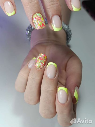 Наращивание ногтей