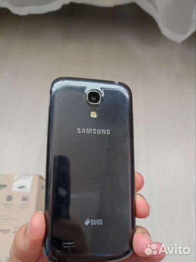 Телефон Samsung S4 mini