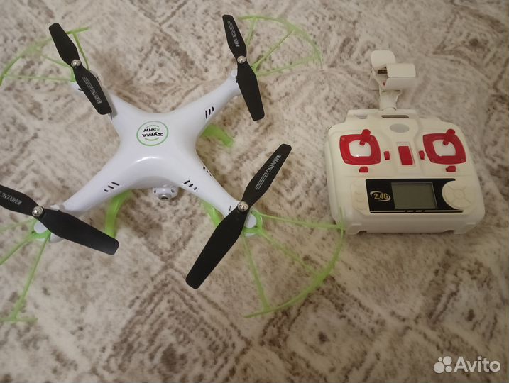 Квадрокоптер с камерой