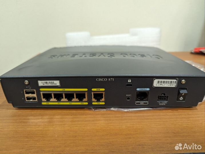 Маршрутизатор Cisco 871 новый