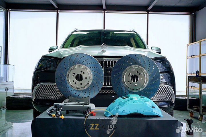 Тюнинг тормозов Porsche Panamera Akebono 10N перед