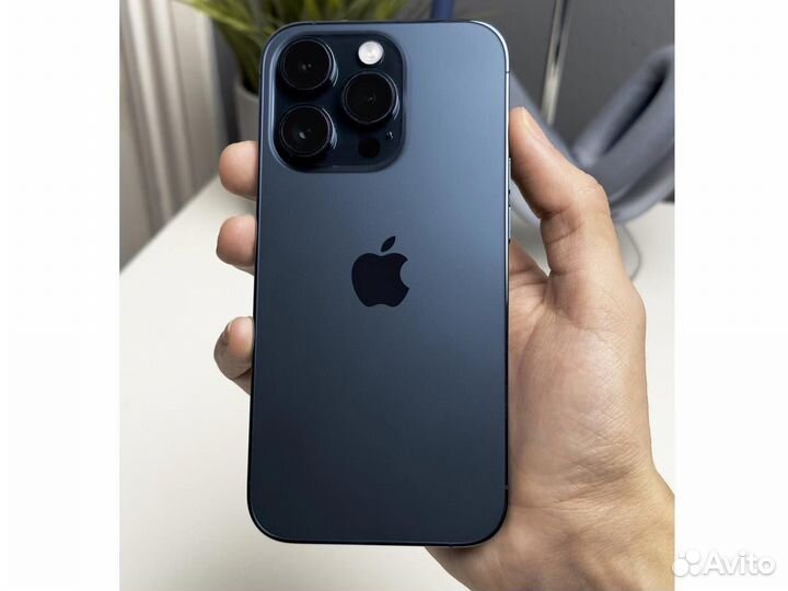 iPhone 15 Pro Max, 256 ГБ