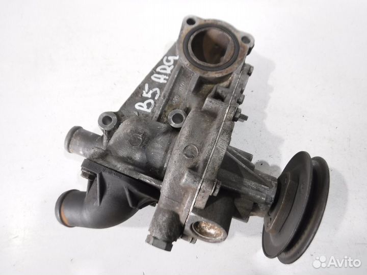Насос водяной (помпа) VW Passat B5