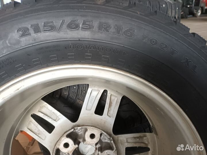 Продаю зимние шипованные колеса