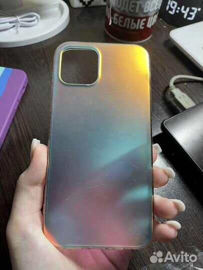 Чехол на iPhone 12