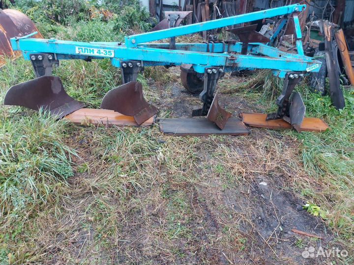 Плуг 4 х лемешковый новый