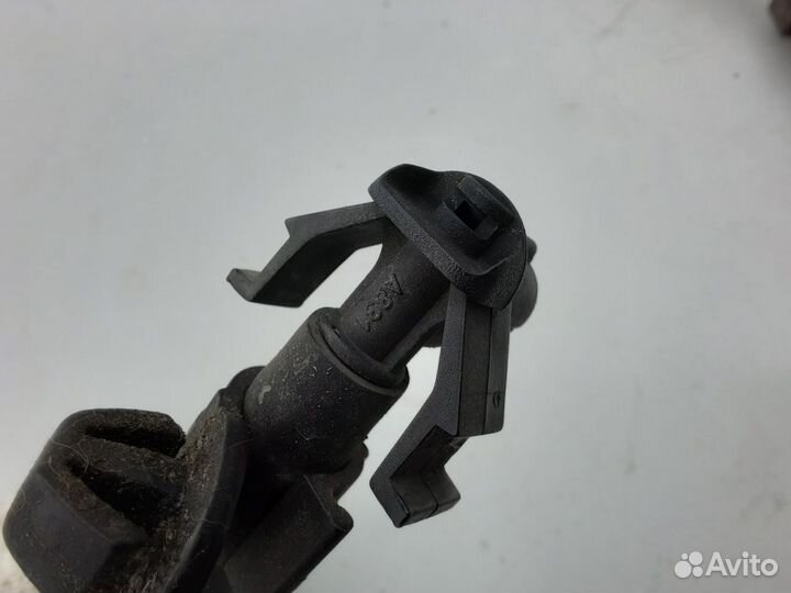 Форсунки омывателя лобового стекла Fiat Punto 3