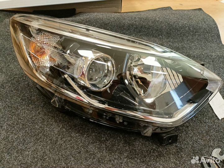 Фара правая renault kaptur