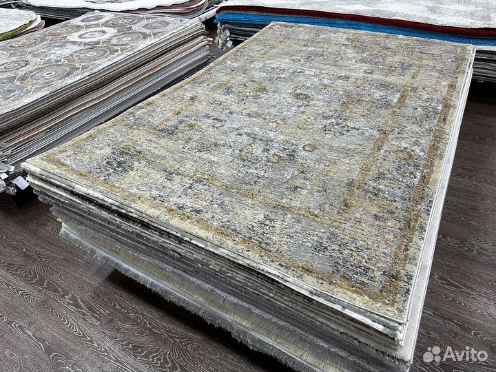 Ковер 1.6х2.3 новый