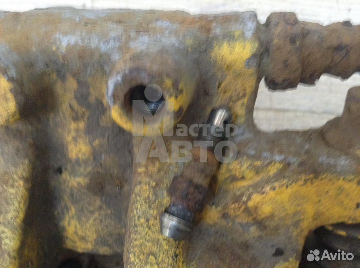 Суппорт задний правый Додж Авенжер