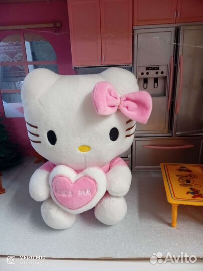 Кошка Варежка,Hello Kitty