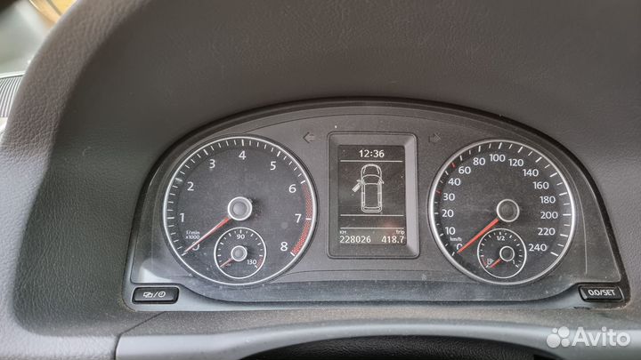 Volkswagen Touran 1.4 AMT, 2012, 228 000 км