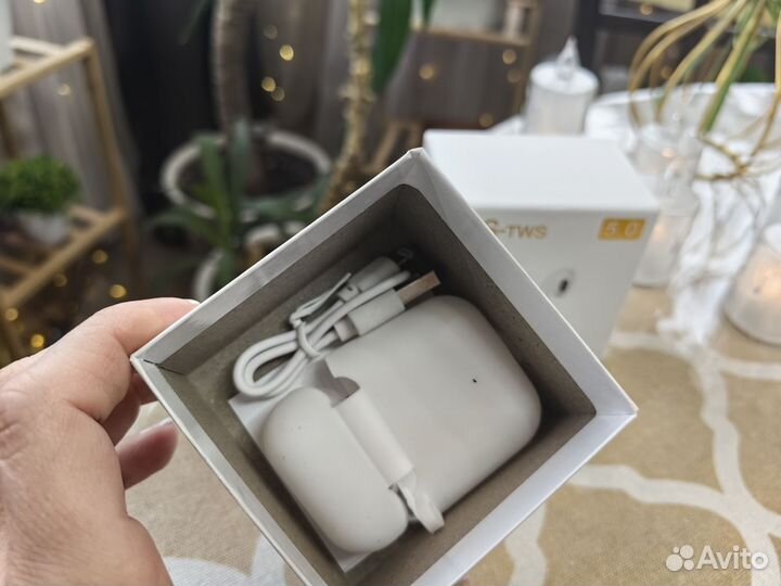 Наушники новые