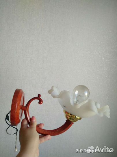 Комплект люстра и бра