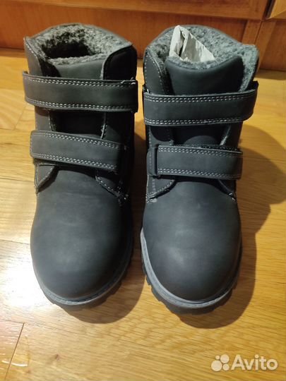 Зимние ботинки для мальчика 34 новые
