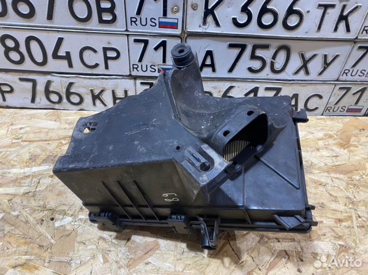 Корпус воздушного фильтра Volvo S80 седан 2.9 2002