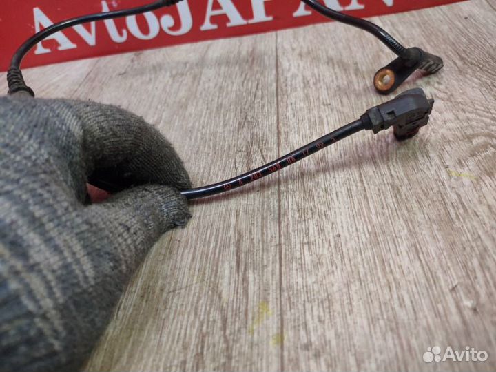 Датчик abs передний левый Mercedes-Benz C W203