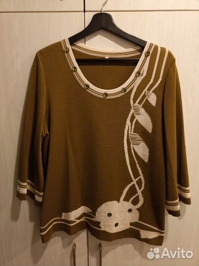 Шерстяной костюм женский с юбкой