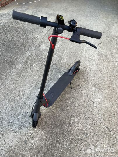 Электросамокат xiaomi m365 pro
