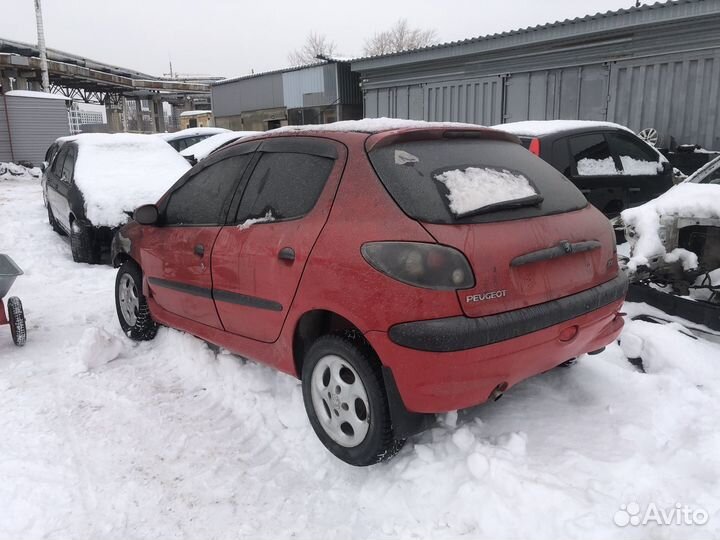 Запчасти на peugeot 206 разбор