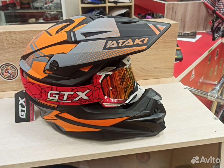 Мотошлем кроссовый с очками