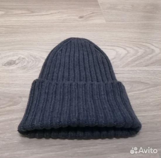 Шапка вязаная ручная работа