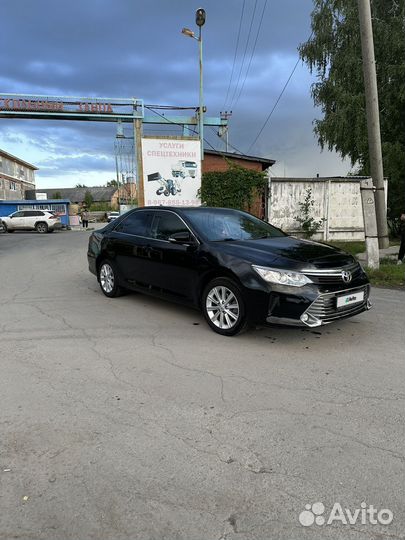 Toyota Camry 2.0 AT, 2018, битый, 270 000 км