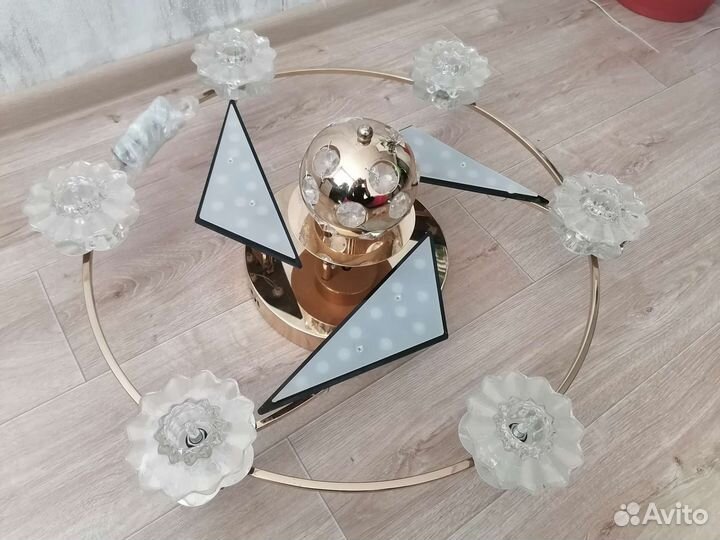 Люстра потолочная светодиодная с пультом