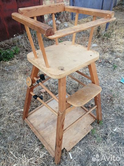 Стульчик для кормления