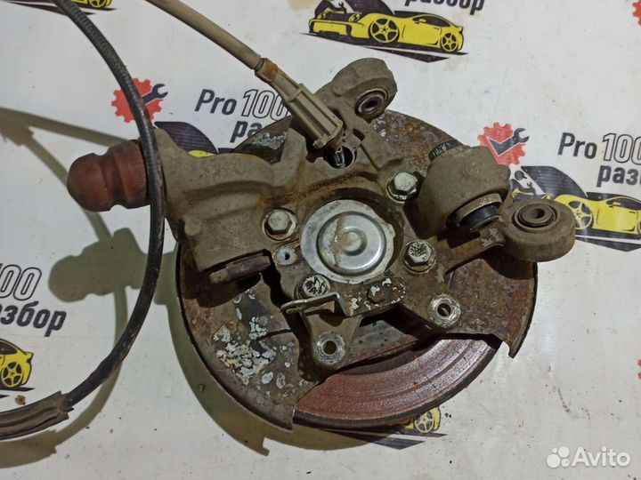 Volvo s80 кулак задний в сборе