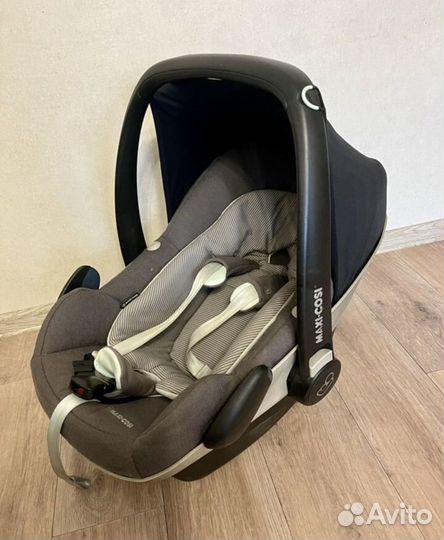 Продам автолюльку maxi cozy pebble plus c isofix