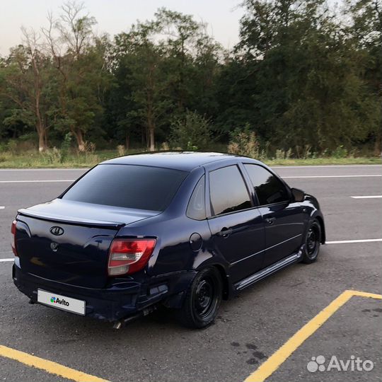 LADA Granta 1.6 МТ, 2013, 220 000 км