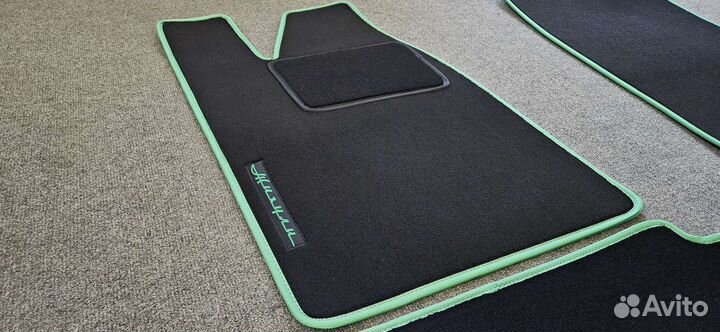 Автоковрики для ваз 2101-2107, чёрн. зелен