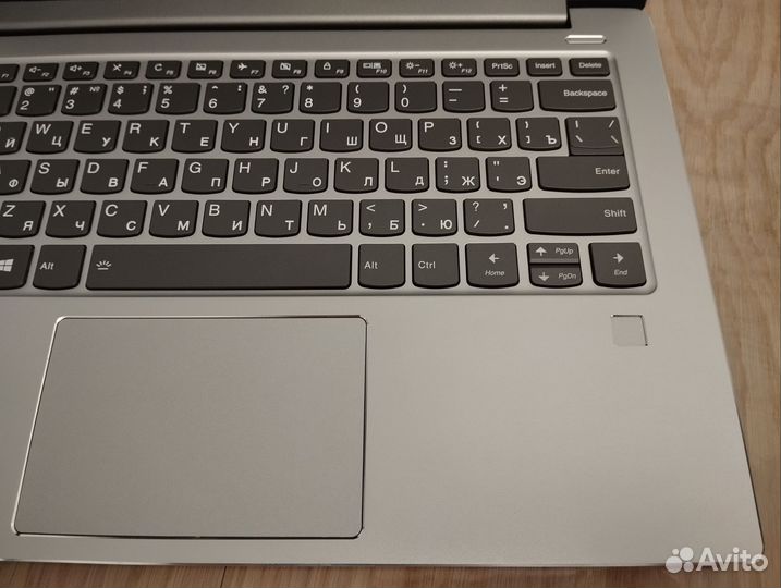 Lenovo 530S-14IKB ips/i3-8130u/8Gb/ssd