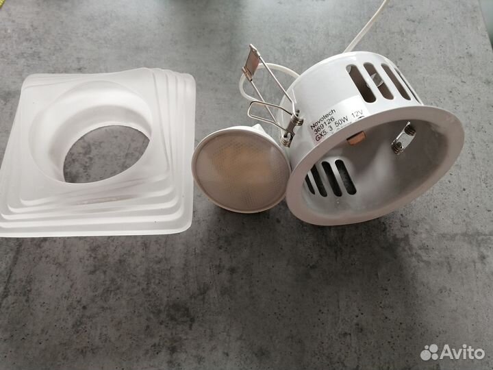 Точечный светильник Glass 369126