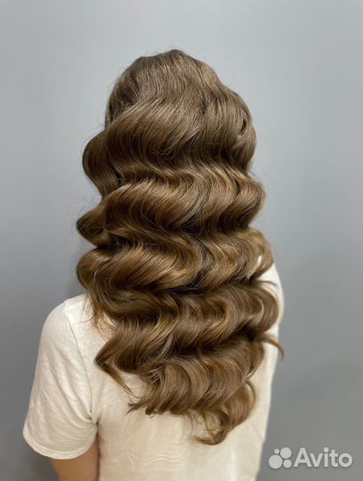 Стилист по прическам