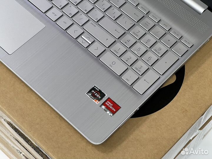 Новый HP IPS Ryzen 5 5500u 8g озу SSD256g
