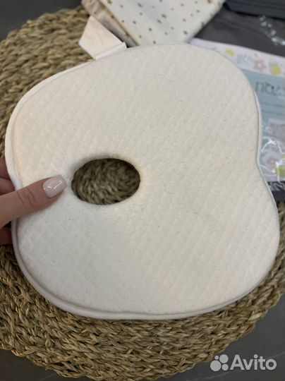 Подушка для новорожденных