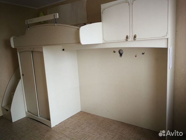 Чудесная светлая двухэтажная детская для 2 детей