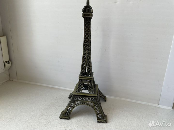 Эйфелева башня франция