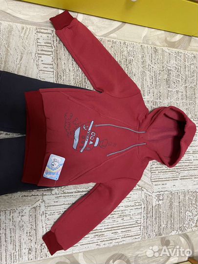 Костюм утепленный для мальчика р. 110-116 новый