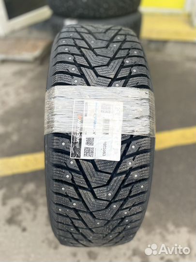 Hankook Winter I'Pike RS2 W429 235/55 R18