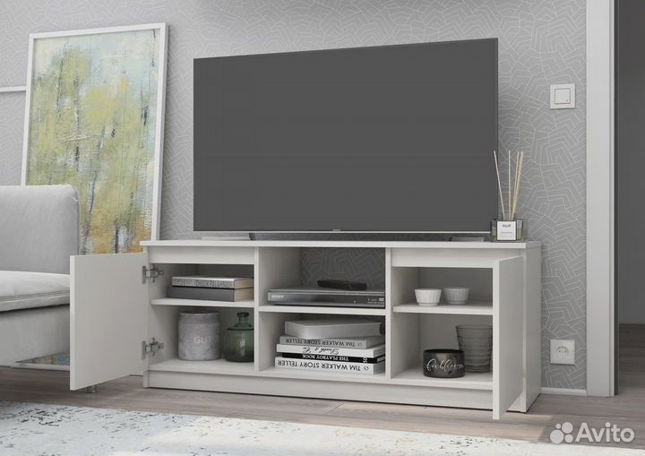 Тумба под тв. Полка. В наличии