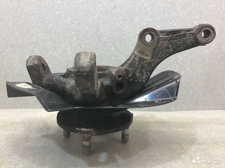 Кулак поворотный передний правый Hyundai Solaris 2