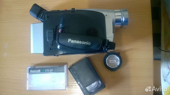Видеокамера Panasonic NV-VZ17