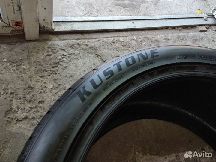 Kustone Passion P9S 285/35 R20 104W